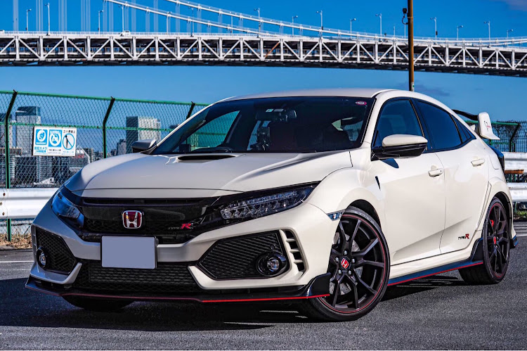 シビックタイプRのFK8・typeRに関するカスタム事例の投稿画像1枚目
