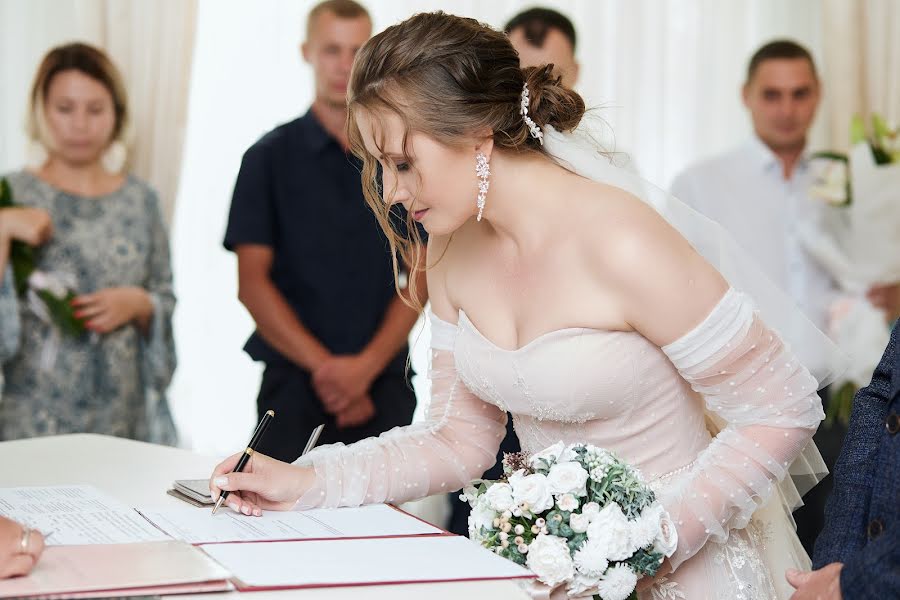 Fotografo di matrimoni Oleg Moroz (tengyart). Foto del 18 ottobre 2022