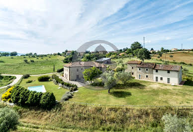 Farmhouse with garden and pool 8