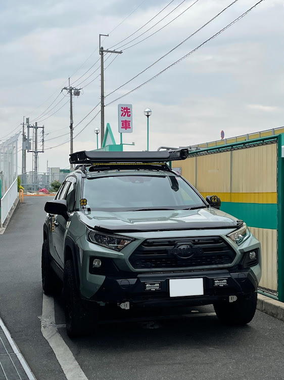RAV4のシンプルイズベストに関するカスタム事例の投稿画像1枚目
