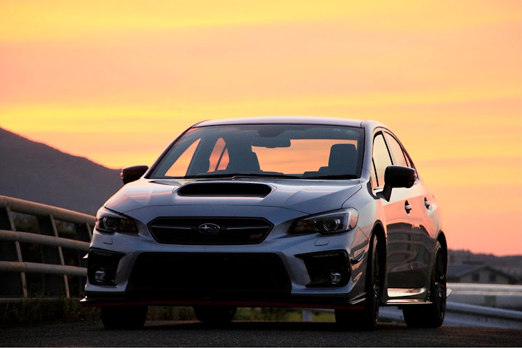 WRX S4の夕焼けハンター参上😅・木曜日の夕焼け撮れず😩・ミニパトと😁・反省会・台風🌪14号来ないで〜に関するカスタム事例の投稿画像17枚目