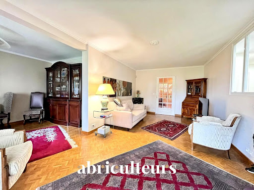 Apartment 3