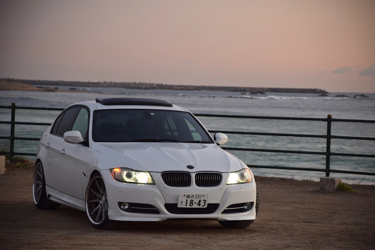 335iのbmw・e90・3シリーズ・335i・ロングドライブに関するカスタム事例の投稿画像2枚目