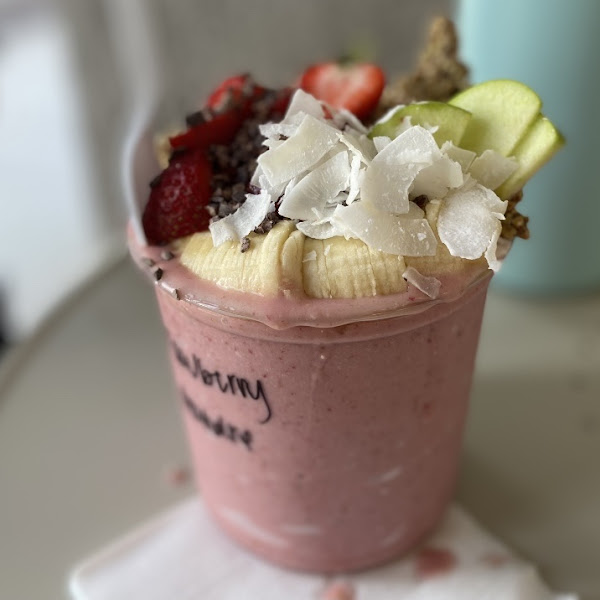 Strawberry shake bowl