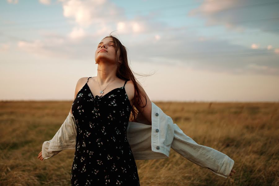 Wedding photographer Egor Boloznev (etoproidet). Photo of 5 June 2022