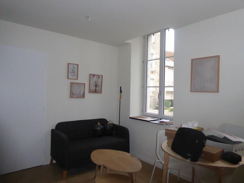 Location meublée appartement 2 pièces 26 m² à Mer (41500), 629 €