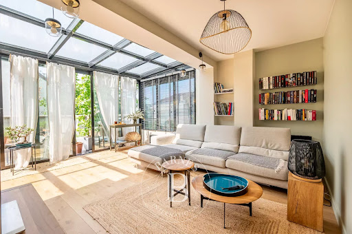 Apartment with terrace 2