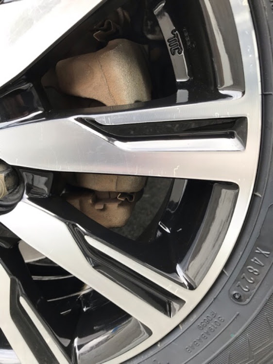 ムーヴカスタムのスタッドレスタイヤ交換・グッドイヤーアイスナビに関するカスタム事例の投稿画像3枚目