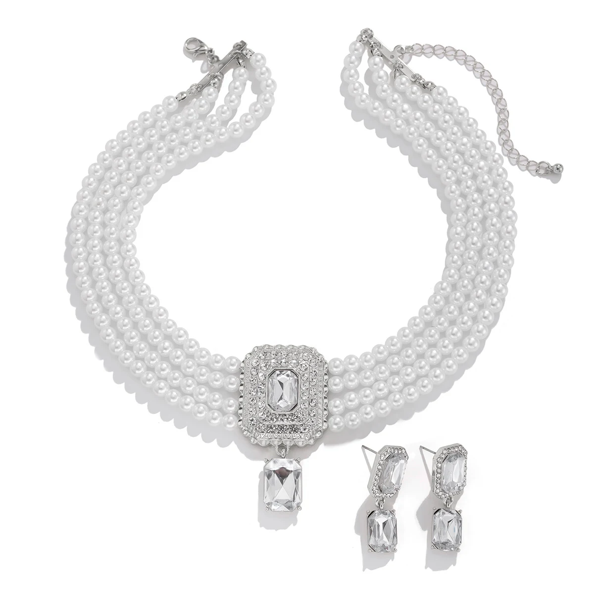 Title 17, Fashion Sense parelketting pak geometrisch. Sti...