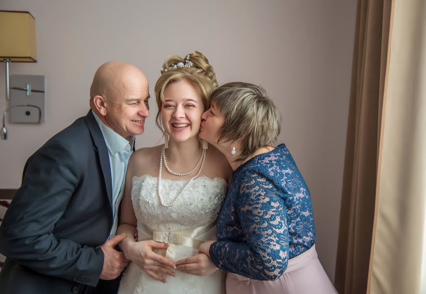結婚式の写真家Kristina Farnakeeva (farnak20)。2021 3月6日の写真