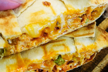 Air Fryer Buffalo Chicken Crunchwrap