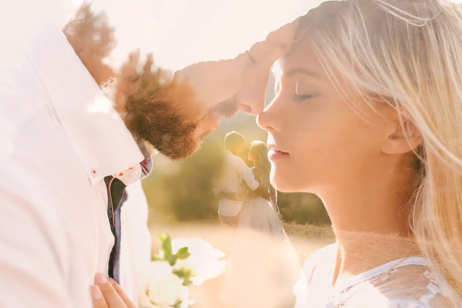 Fotografo di matrimoni Yuliya Danilova (july-d). Foto del 12 aprile 2017