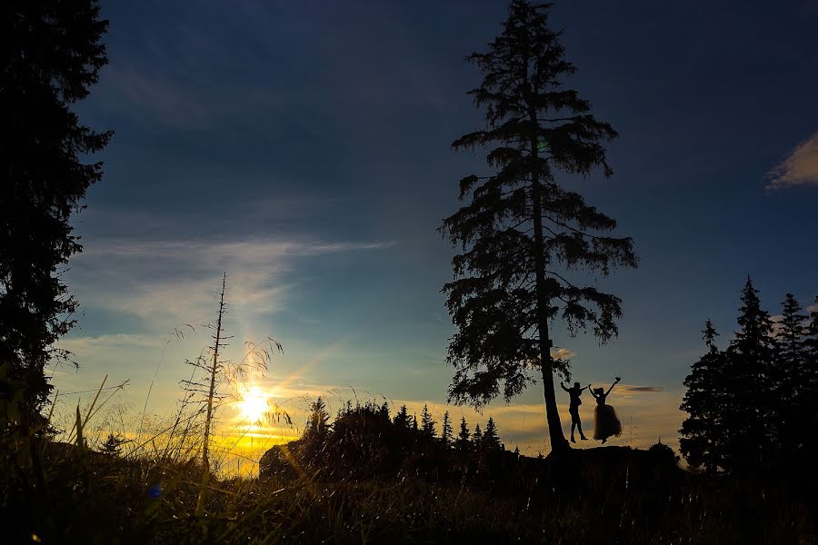 Jurufoto perkahwinan Breniuc Radu (raduu). Foto pada 10 September 2017