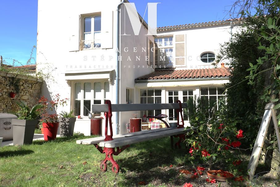 Vente maison 7 pièces 170 m² à Marennes (17320), 498 750 €