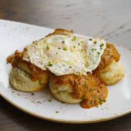 Biscuits N’ Gravy