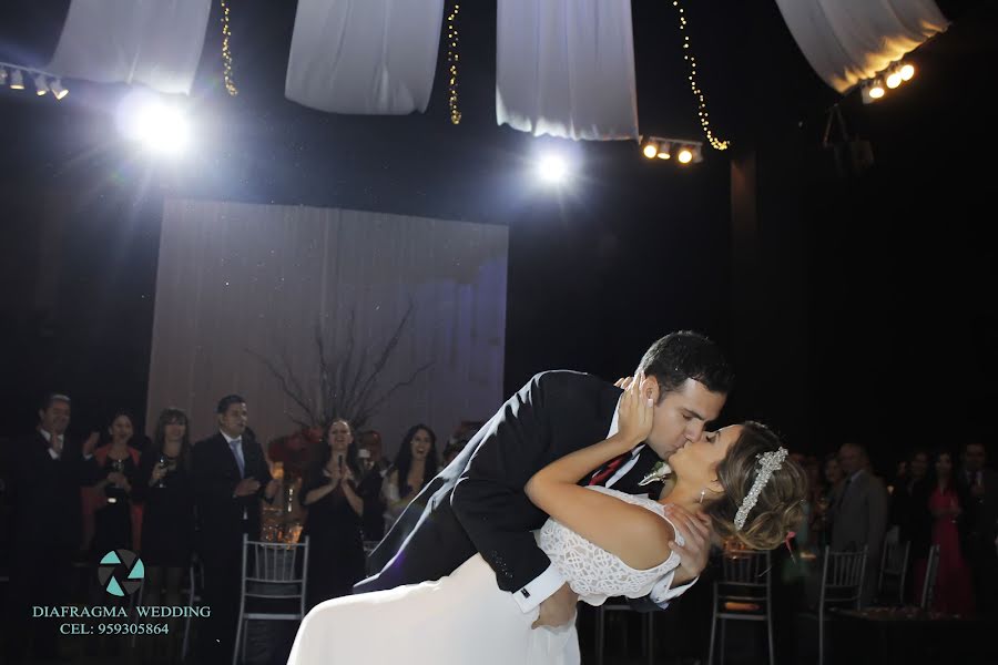 Fotografo di matrimoni Carlos Nieva Euribe (enriqueeuribe). Foto del 17 dicembre 2015