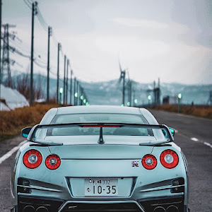 NISSAN GT-R R35