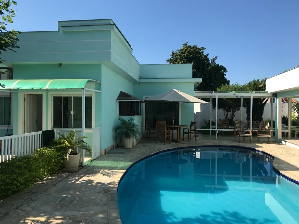 Casa com 4 dormitórios à venda, 360 m² por R$ 1.249.900,00 - Chácara Mariléa - Rio das Ostras/RJ