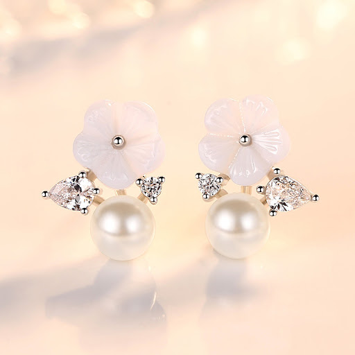 Title 4, Simple Branch Earrings With Fashionable Tempera...