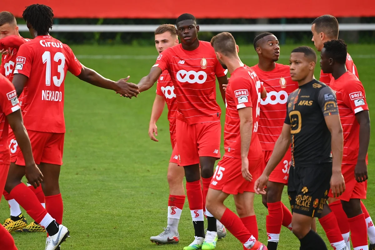 Ntelo offre la victoire au MVV Maastricht avec un triplé