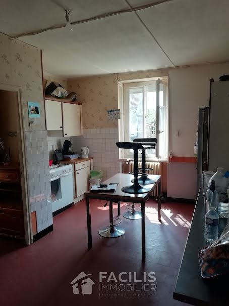 Vente maison 4 pièces 87 m² à Givardon (18600), 52 000 €