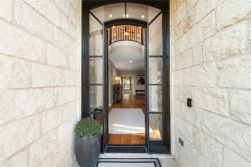 Maison avec piscine 2