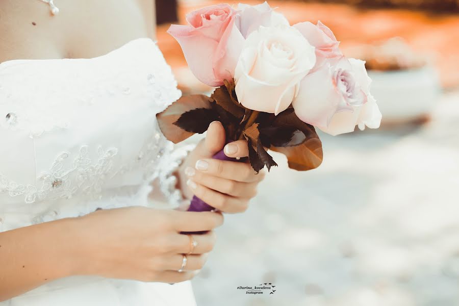 Wedding photographer Dashenka Kovaleva (darinamalina). Photo of 18 September 2014