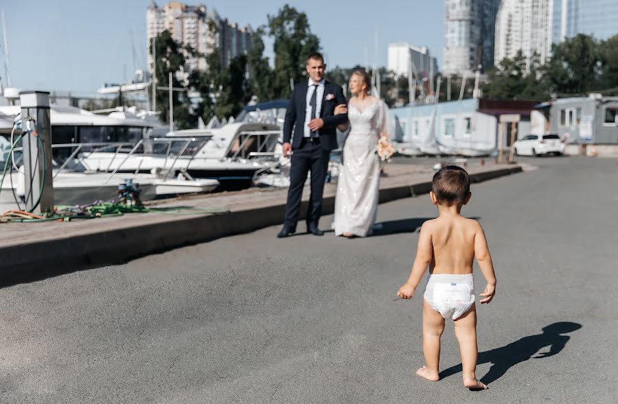 Fotógrafo de casamento Olesya Podkolzina (podkolzina). Foto de 13 de dezembro 2021