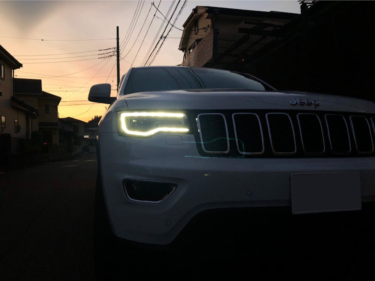 グランドチェロキーのjeep・グランドチェロキー・写真が上手くなりたい・ゆうやけ・空に関するカスタム事例の投稿画像3枚目