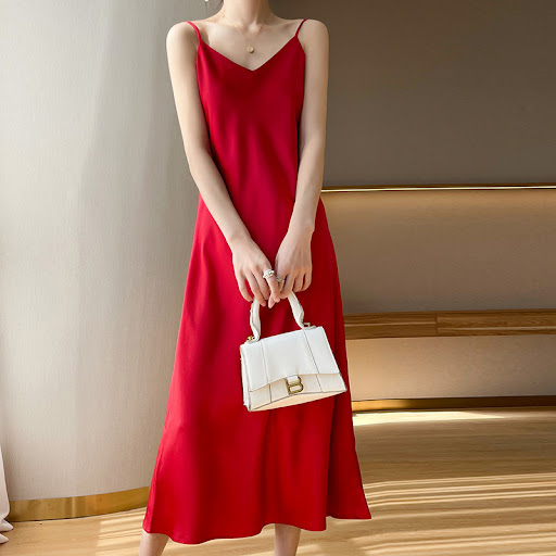 Title 9, Satin Glossy Chicken Heart V-neck Sling Dress. ...