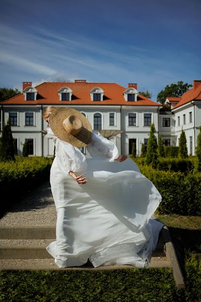 Jurufoto perkahwinan Tina Markovkina (shell). Foto pada 10 Oktober 2022