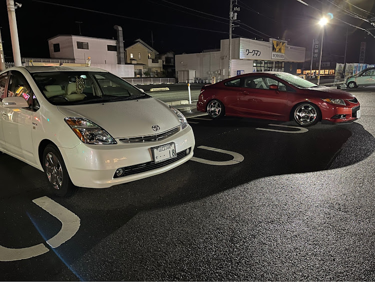 プリウスの北米仕様・20nhw・USDM・ドライブ・黄砂まみれに関するカスタム事例の投稿画像1枚目