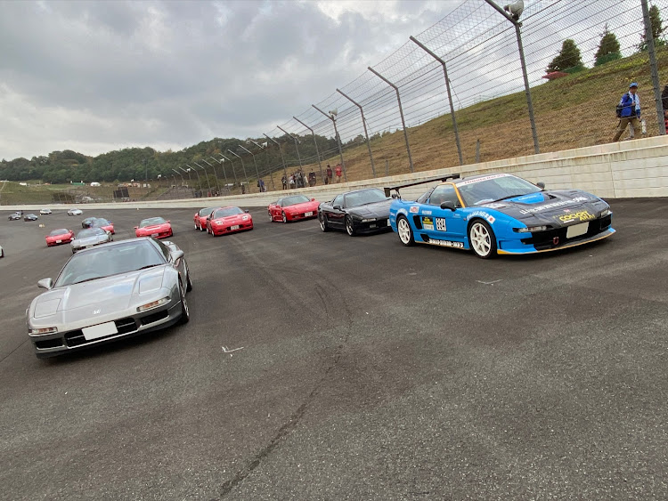 NSX-RのNSX NA1・HONDA・ありがとうNSX・モテギサーキット・パレードラン参加に関するカスタム事例の投稿画像5枚目