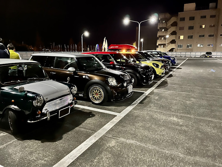 ミニ ハッチバックのゲートウェイ函南・木八・清水ドリームプラザ・ナイトオフ・MINIGENERATIONに関するカスタム事例の投稿画像2枚目