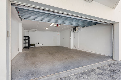 Apartment 5