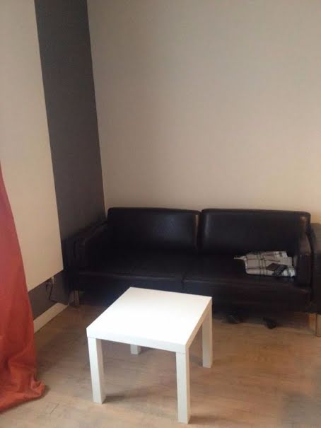 Location meublée appartement 2 pièces 40 m² à Nancy (54000), 563 €