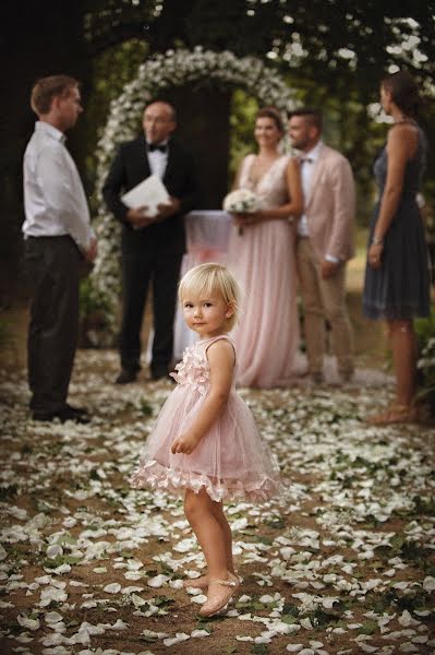 Fotografo di matrimoni Milan Zarecky (zarez). Foto del 20 agosto 2019