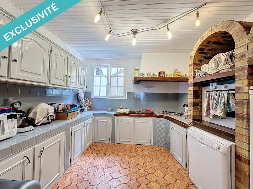 Vente maison 6 pièces 131 m² à Saint-Julien-du-Sault (89330), 117 000 €