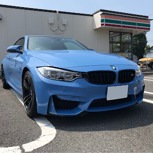 M4 クーペ F82