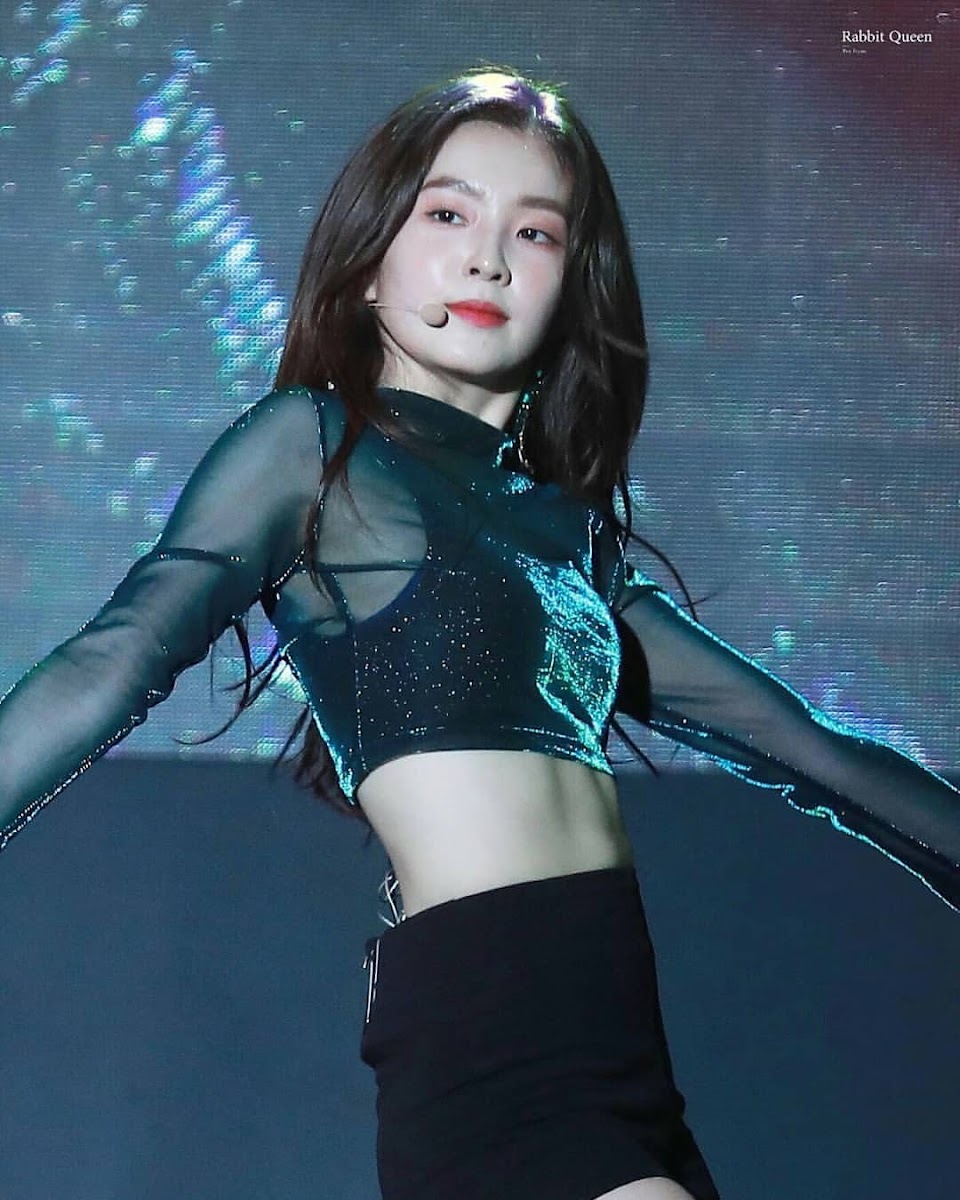 15+ Outfits Red Velvet's Irene Wore That Show Off Her Impossibly Tiny Waist  - Koreaboo