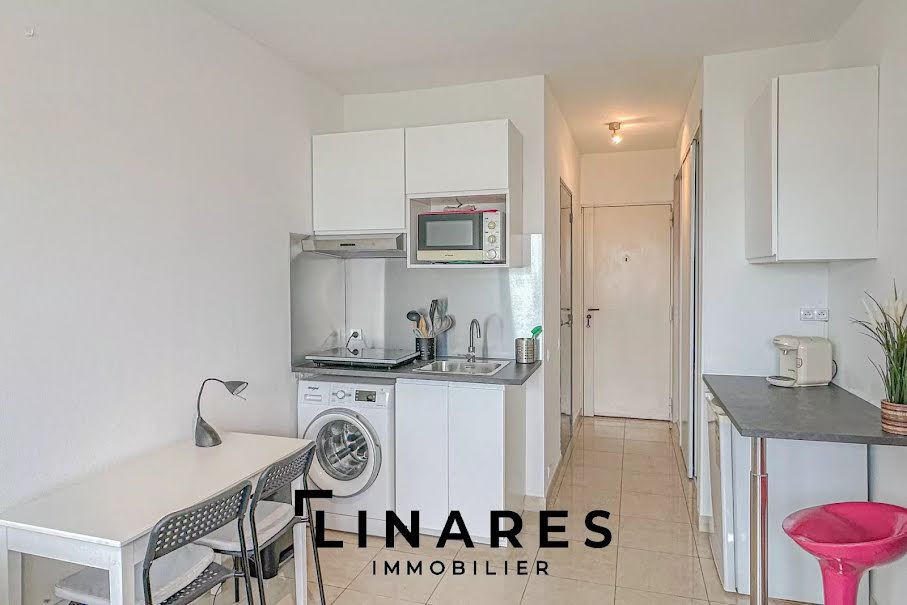 Location  appartement 1 pièce 20 m² à Marseille 8ème (13008), 750 €