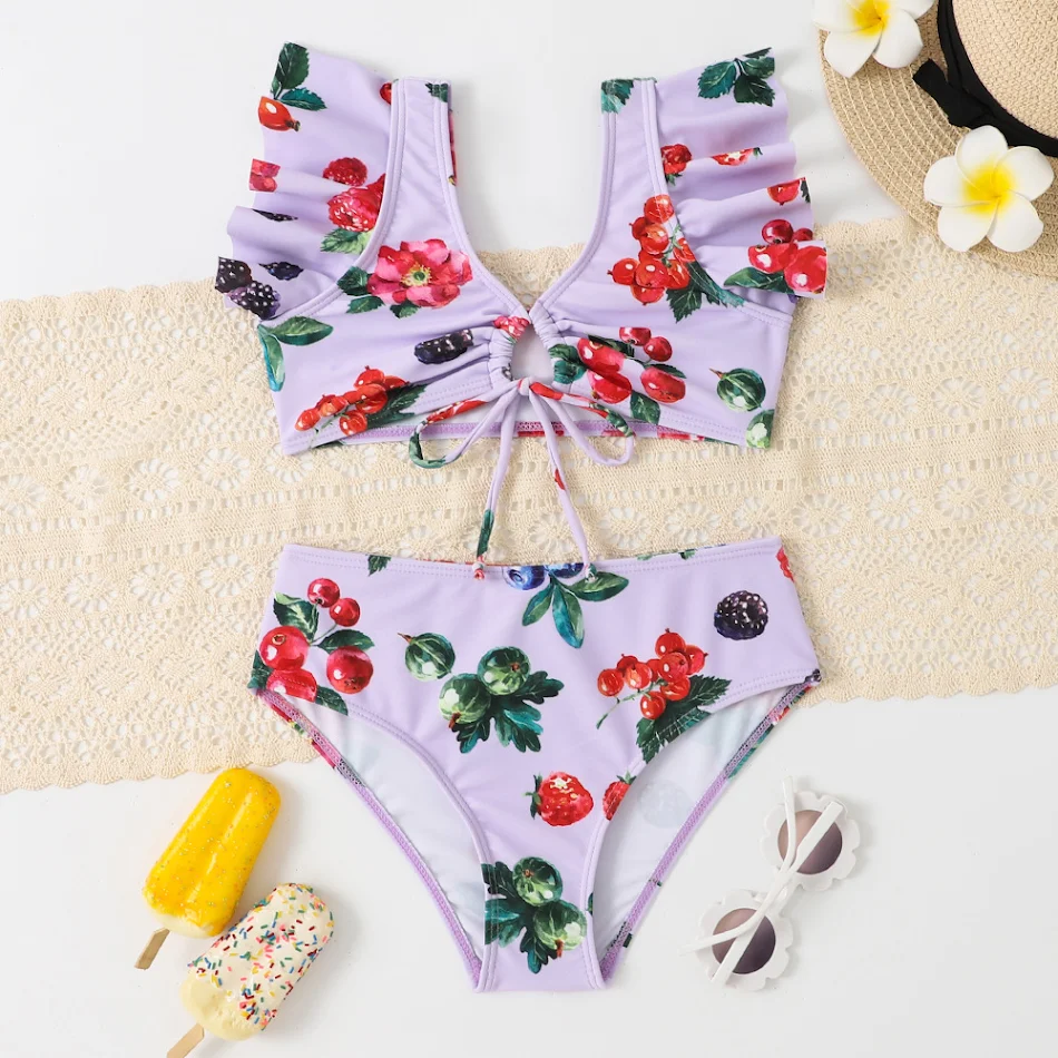 Maillot de bain enfant à imprimé feuilles, style fendu tendance, idéal pour les enfants, confortable, pour la plage et la piscine en été.