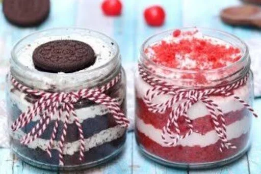 Red Velvet Cake And Chocolate Oreo Cake In Jar [2 Pieces]