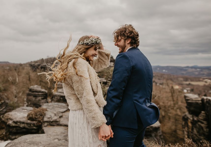 Fotógrafo de casamento Vasil Kostin (kostin). Foto de 28 de março 2021