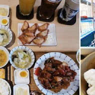 梨子咖啡館