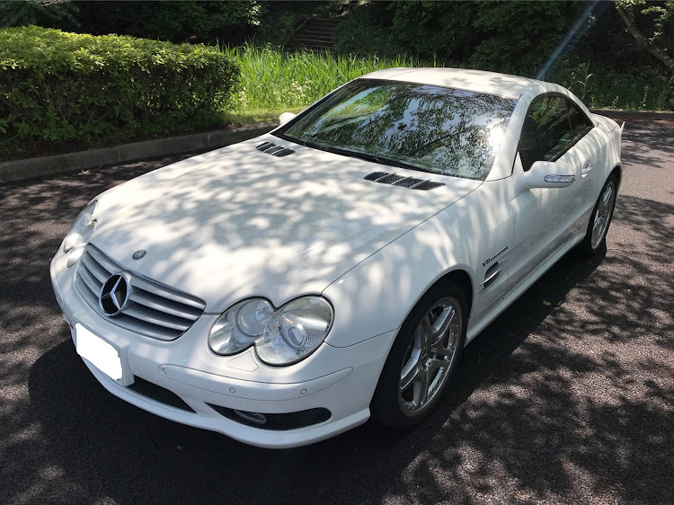 SLのR230・SL55AMG・オープンカー・バリオルーフに関するカスタム事例の投稿画像3枚目