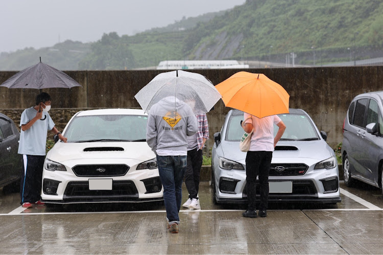 ぽんさんが投稿した羽無し軍団・室内カート場！・雨の中のアホ達🤣👍・いくらサーモン丼andワカメそばに関するカスタム事例の投稿画像3枚目