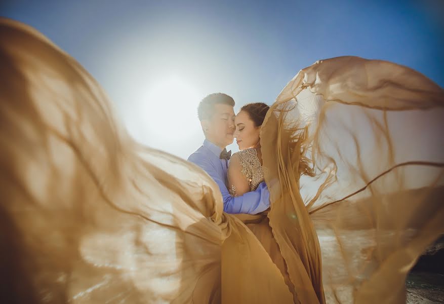 Fotógrafo de casamento Alena Belan (alenab). Foto de 19 de março 2017