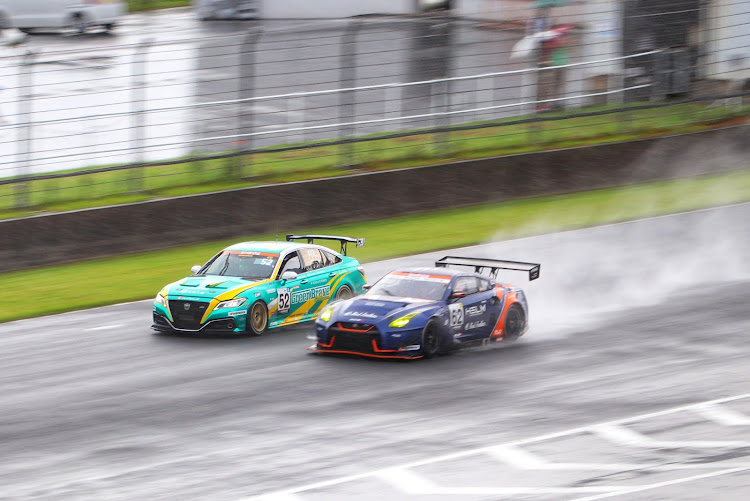 クラウンアスリートのJun Style・徘徊の帝王・CarTuneber・必殺アスリートショット・スーパー耐久レースに関するカスタム事例の投稿画像7枚目