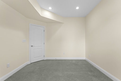 Apartment with pool 3